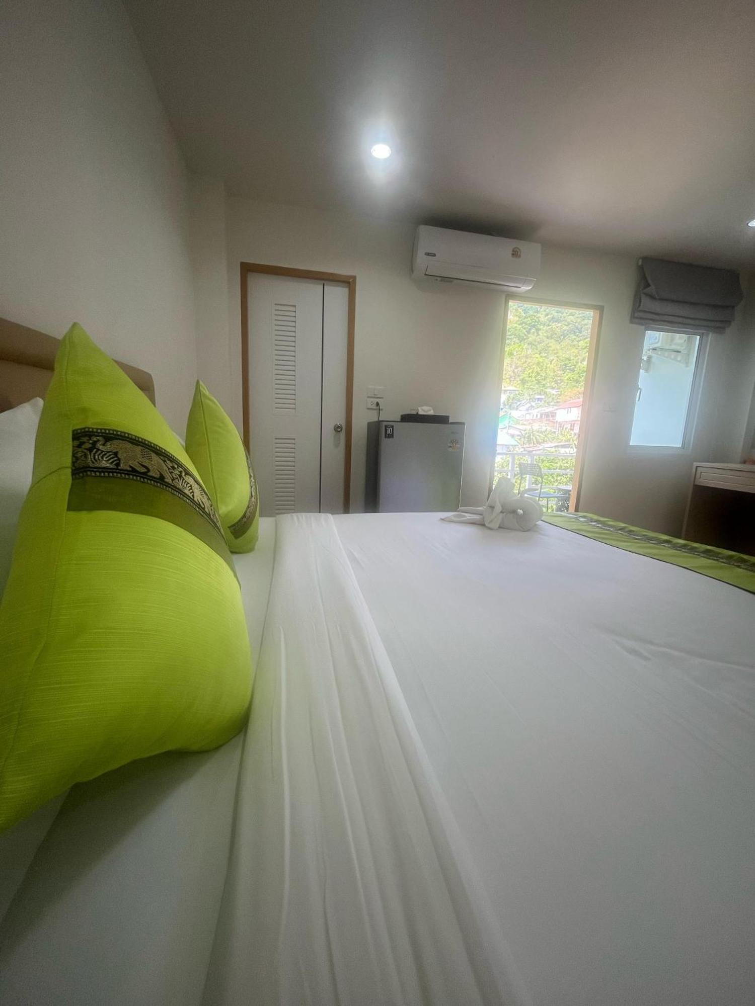 28 Boutique Hotel Patong Exterior photo